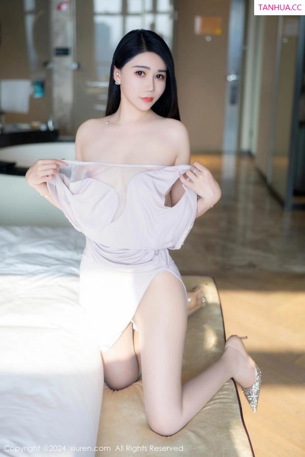  [XiuRen]高清写真图 2024.06.05 No.8655 李若汐 丰腴妩媚第66张图片
